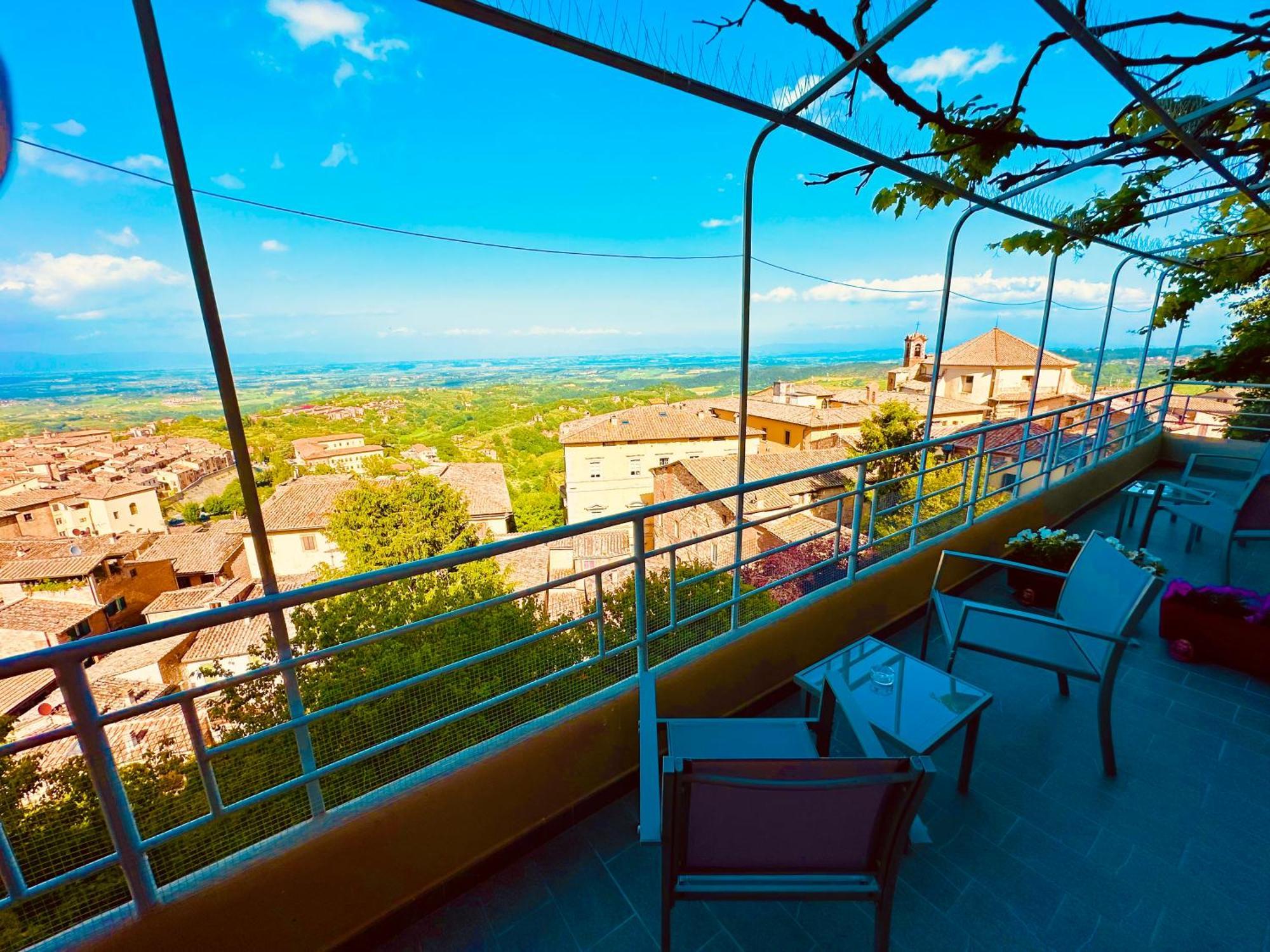 Centro Montepulciano Rooms ภายนอก รูปภาพ