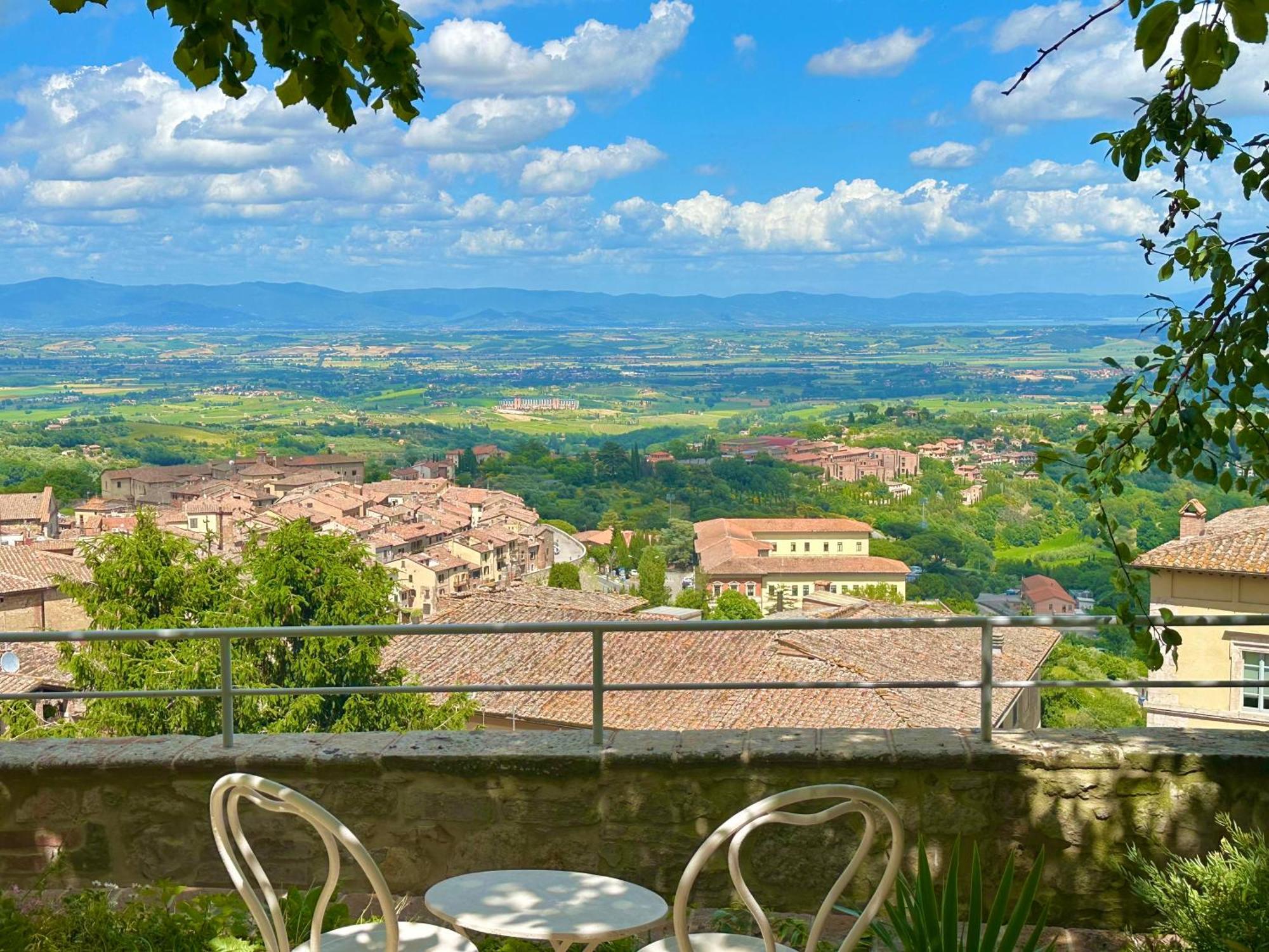 Centro Montepulciano Rooms ภายนอก รูปภาพ