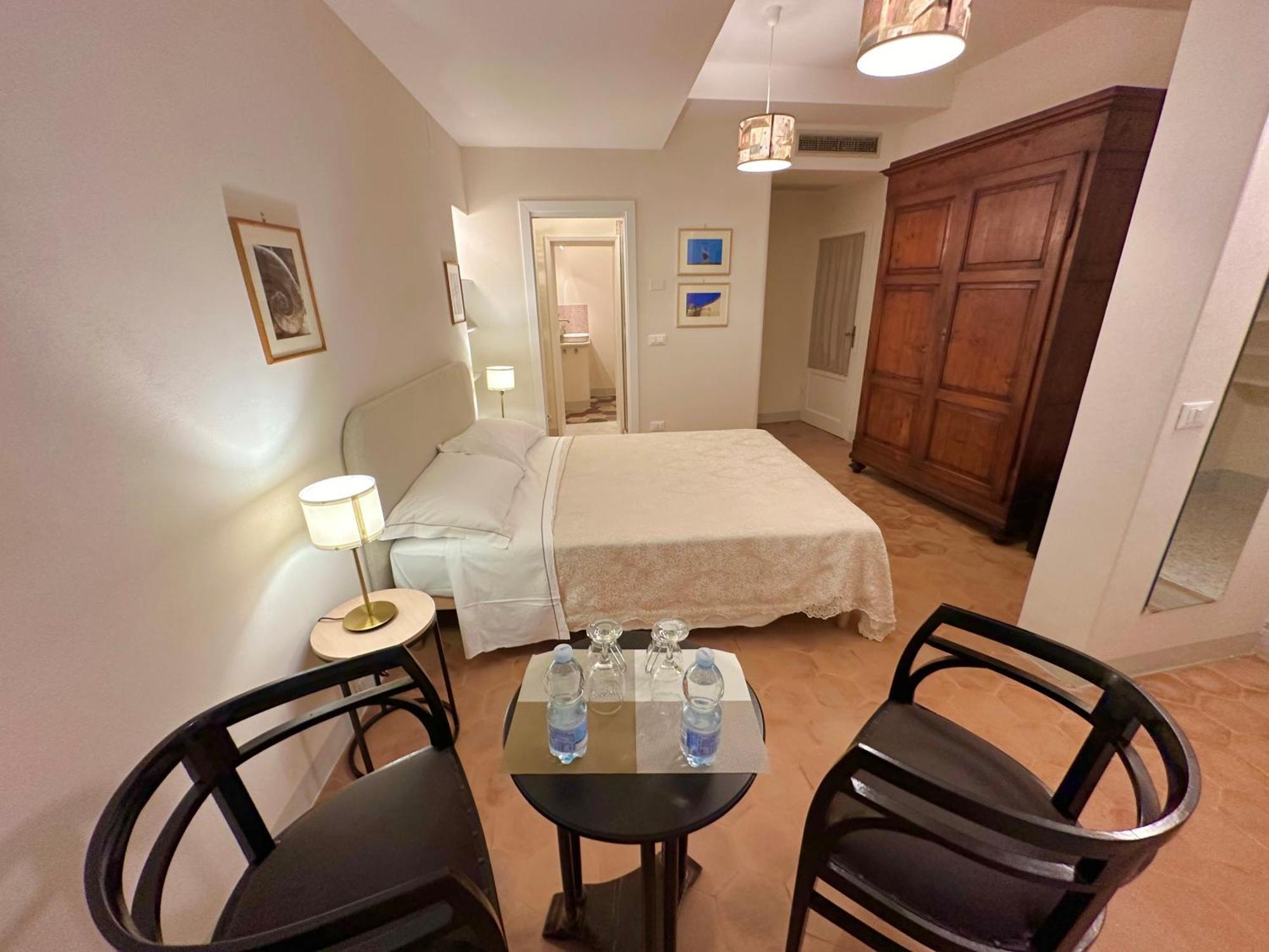 Centro Montepulciano Rooms ภายนอก รูปภาพ