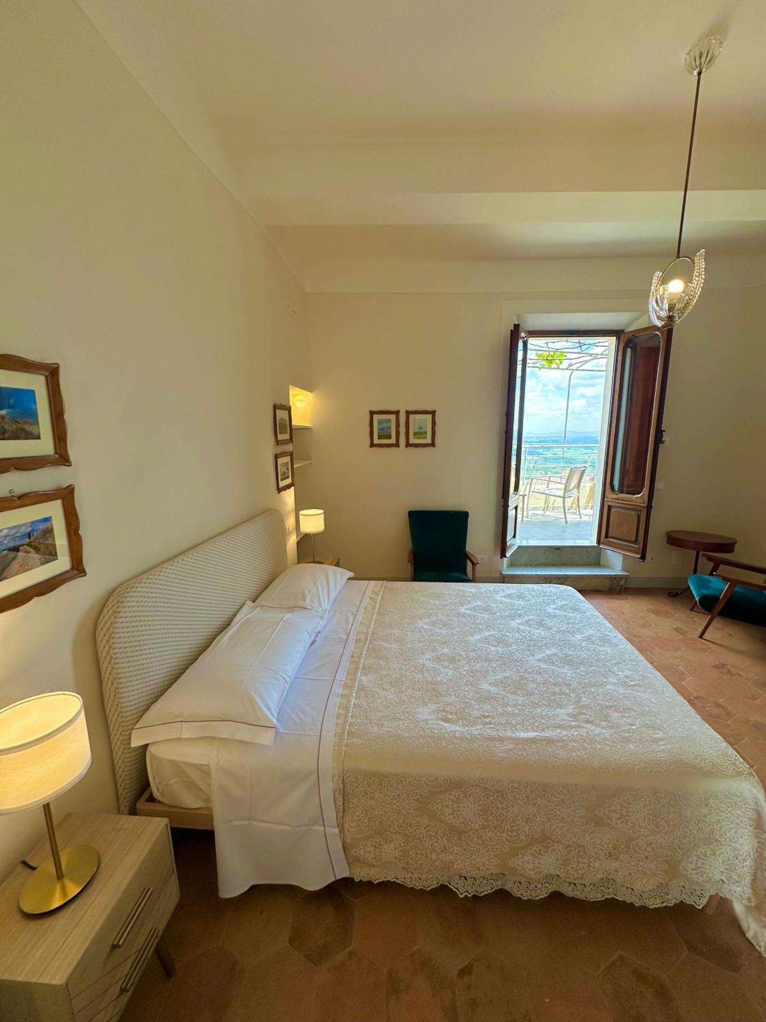 Centro Montepulciano Rooms ภายนอก รูปภาพ